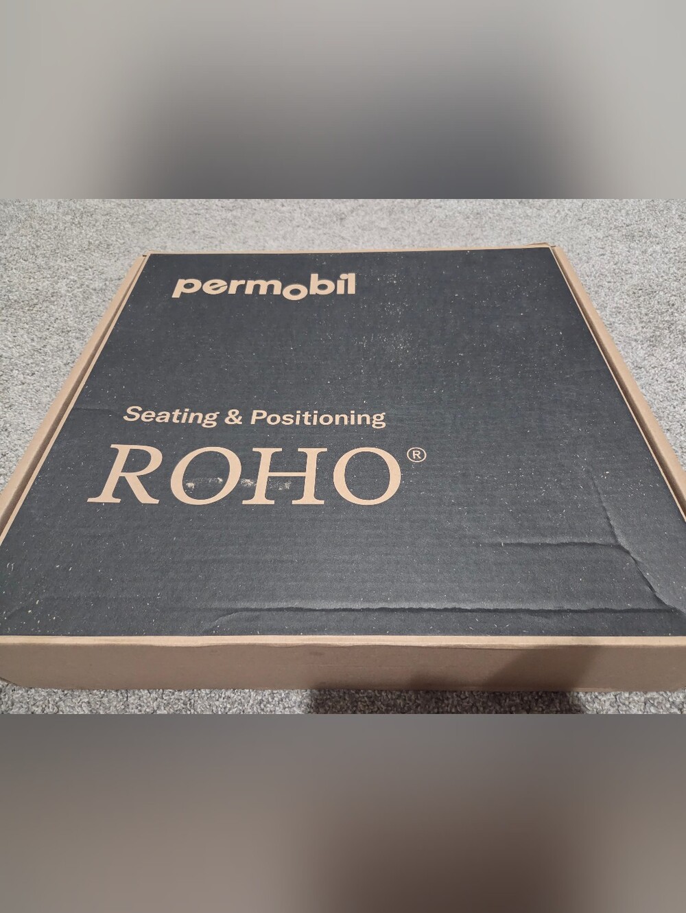ROHO Black Seat Cushion Box - Size 8 X 8 New
